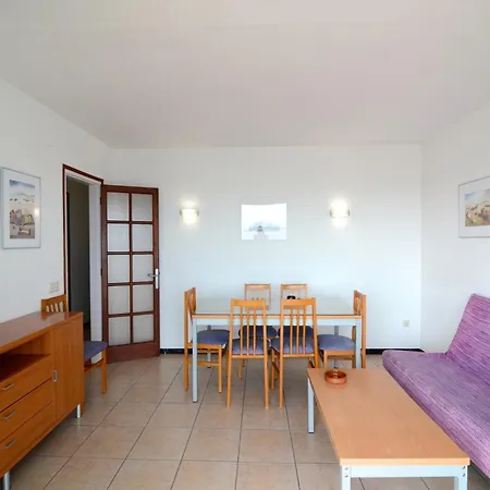 Beachfront In Spain With Pool Appartement *