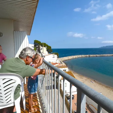 Beachfront In Spain With Pool Appartement *