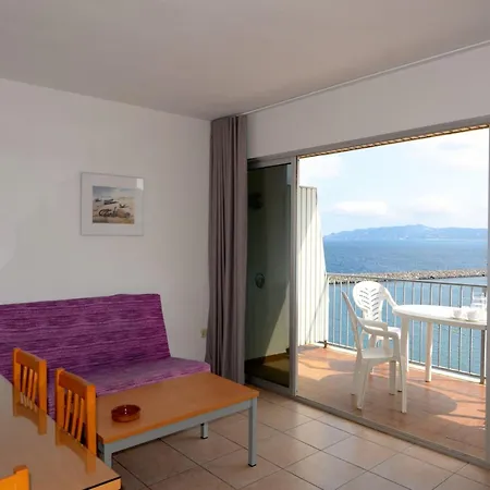 Beachfront In Spain With Pool * L'Estartit